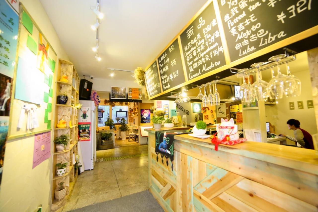 Luoyang Heartland International Youth Hostel エクステリア 写真